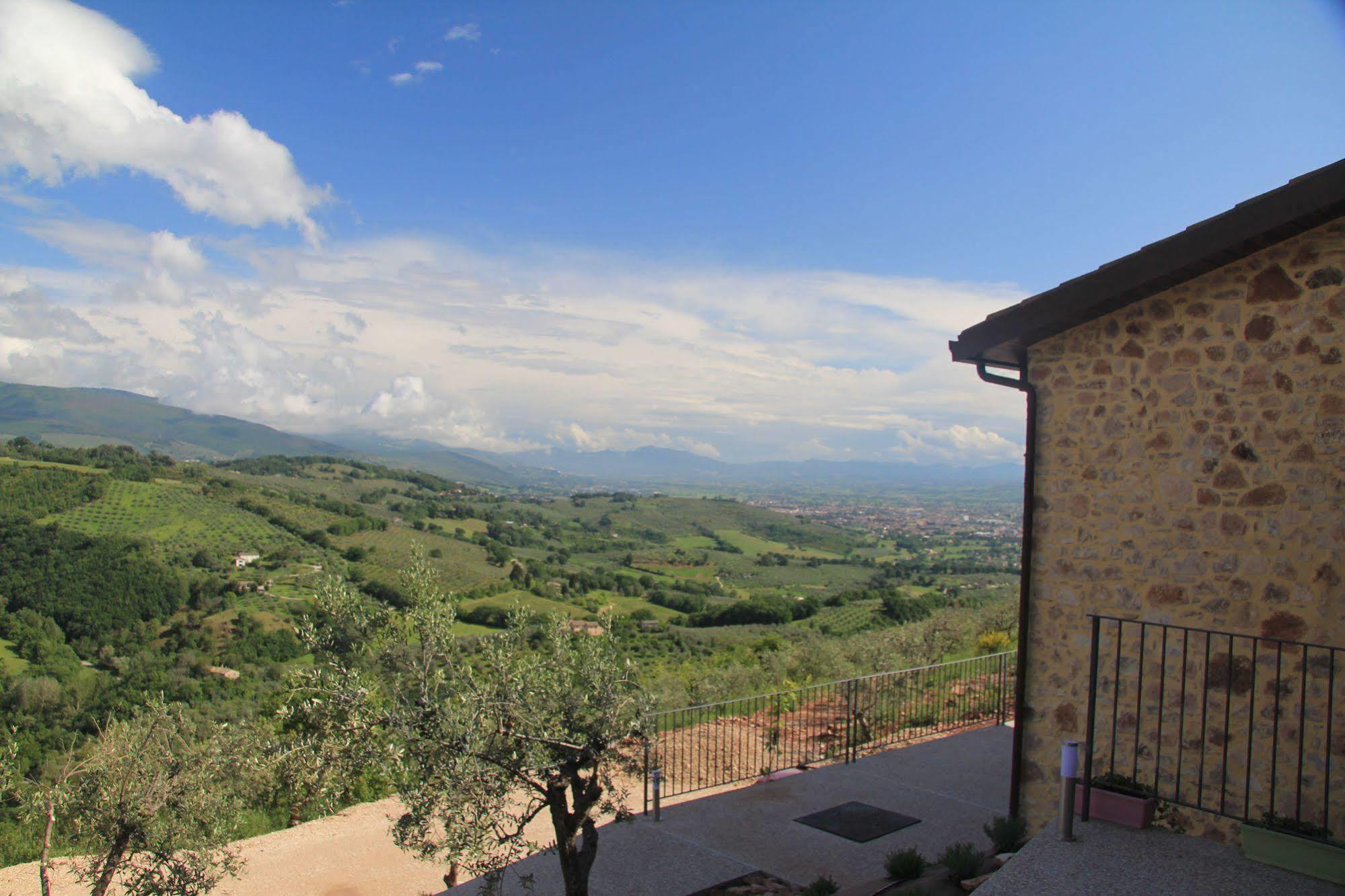 Penzion Pekko Spello Exteriér fotografie