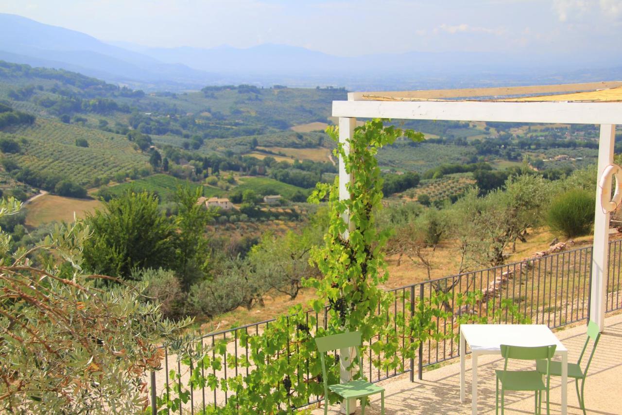 Penzion Pekko Spello Exteriér fotografie